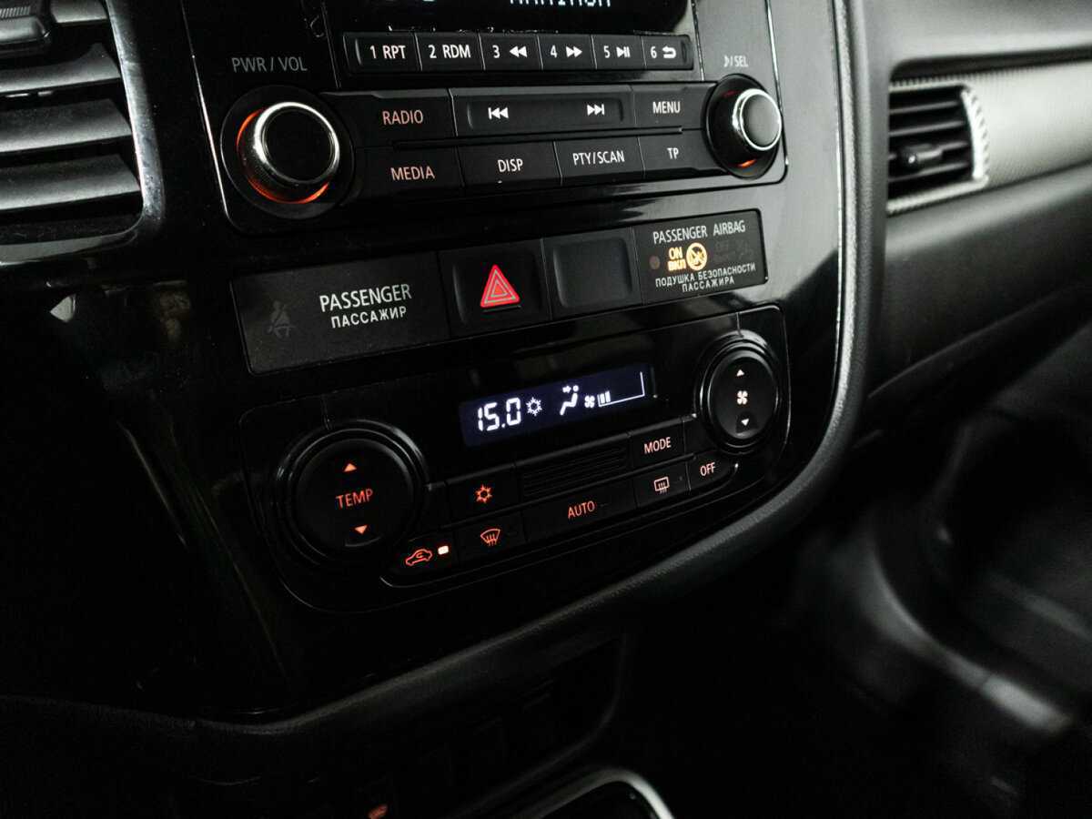 Mitsubishi Outlander с пробегом — 2018 год. Фото: #15