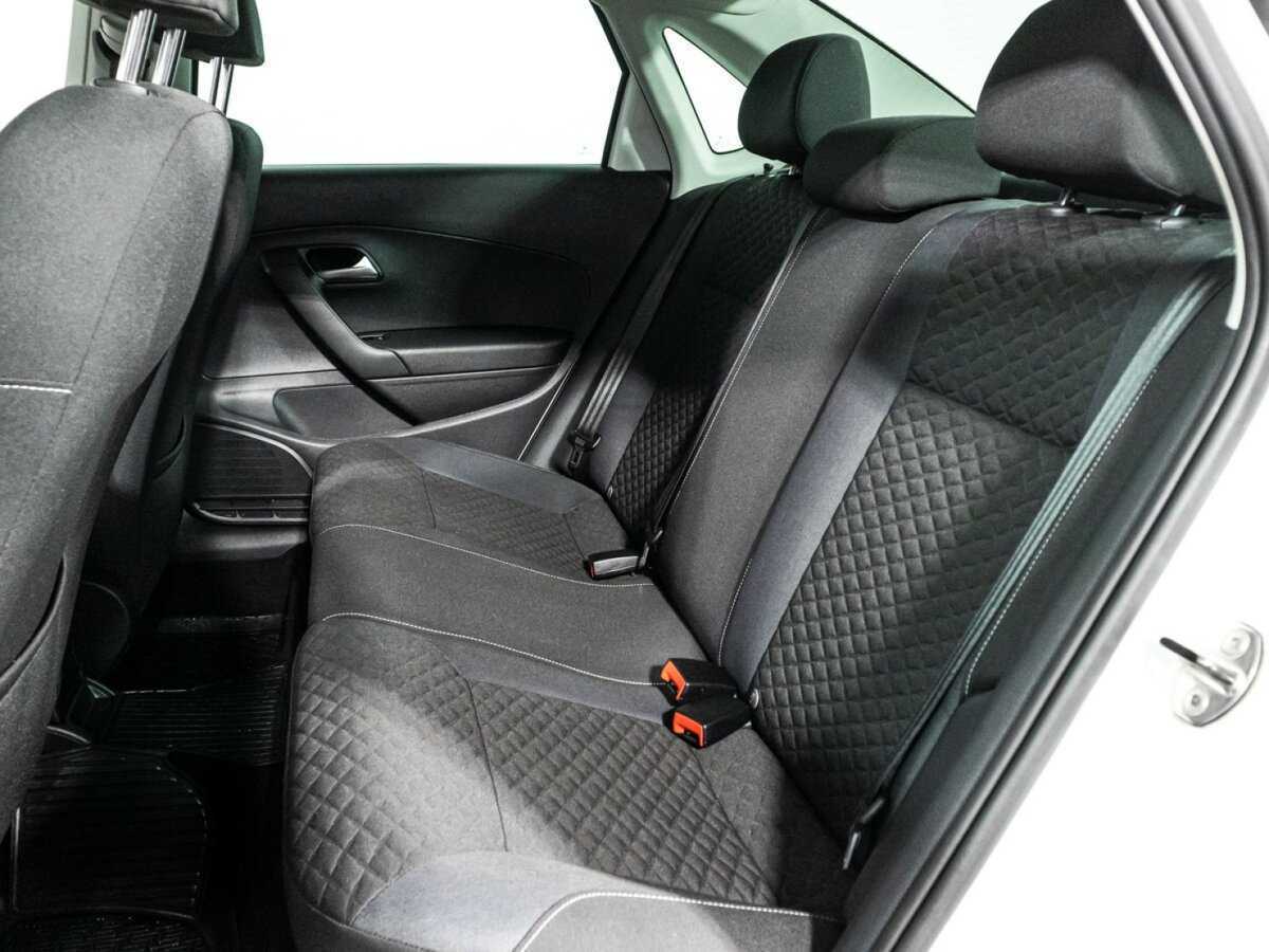 Volkswagen Polo с пробегом — 2018 год. Фото: #9