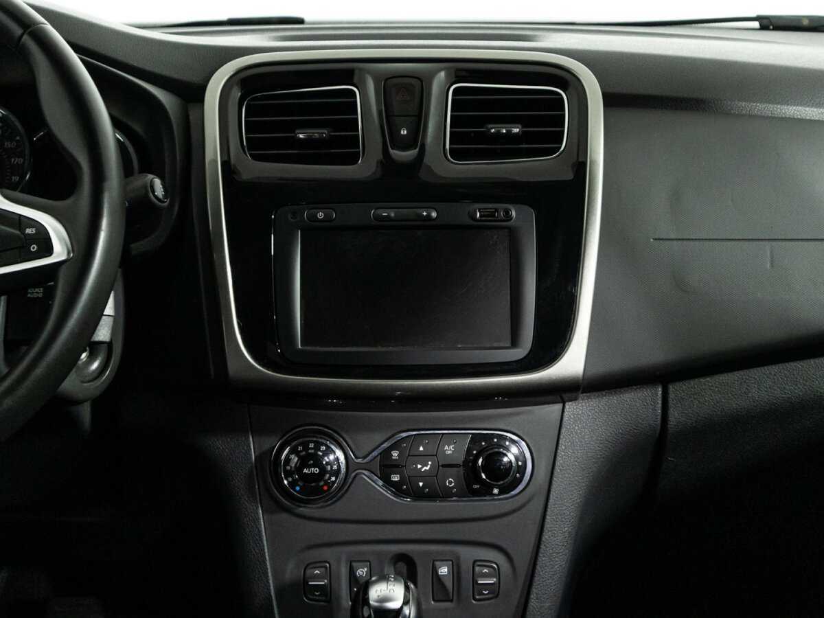 Renault Sandero с пробегом — 2020 год. Фото: #13