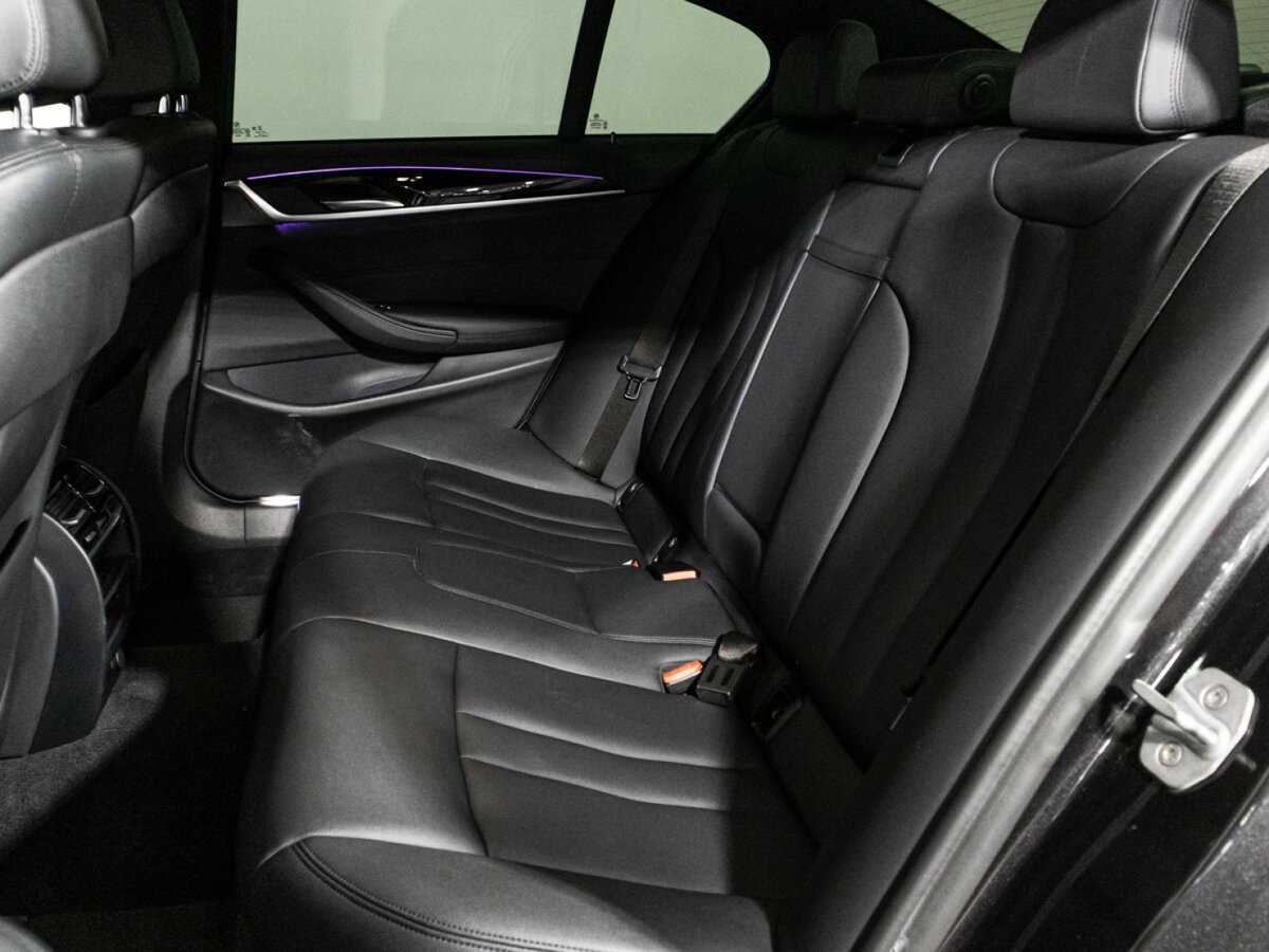 BMW 5 серии с пробегом — 2018 год. Фото: #9