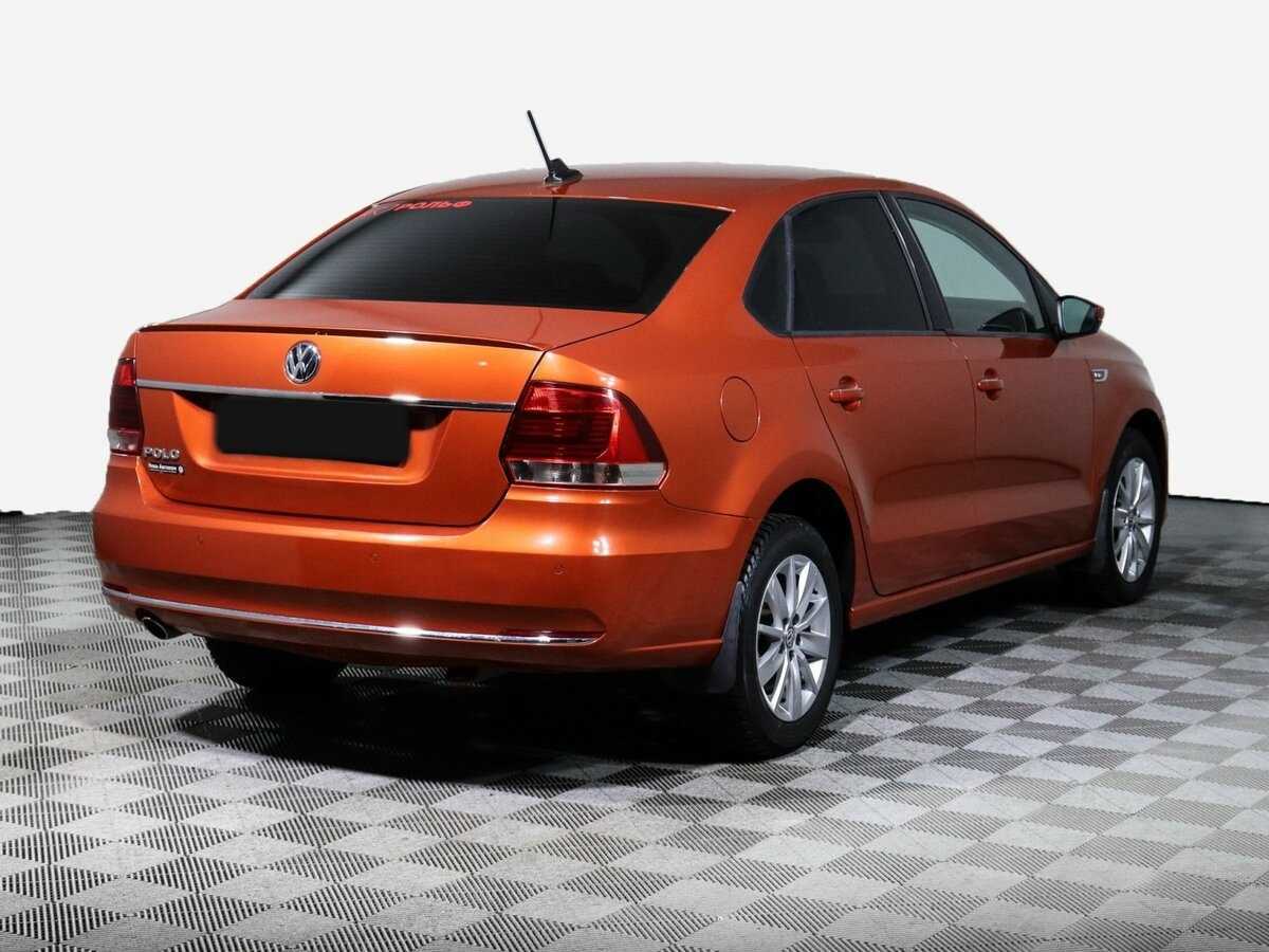 Volkswagen Polo с пробегом — 2018 год. Фото: #4