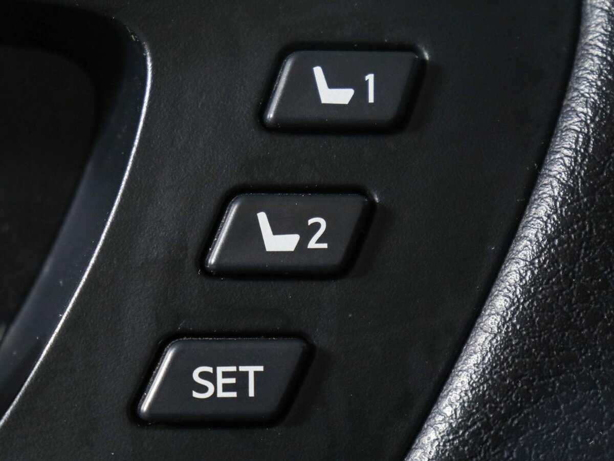 Toyota Camry с пробегом — 2015 год. Фото: #16