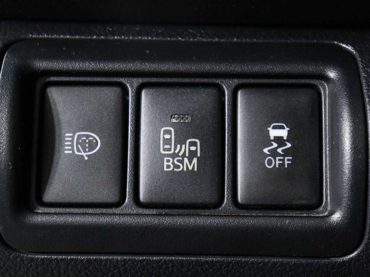 Toyota Camry с пробегом — 2015 год. Фото: #17