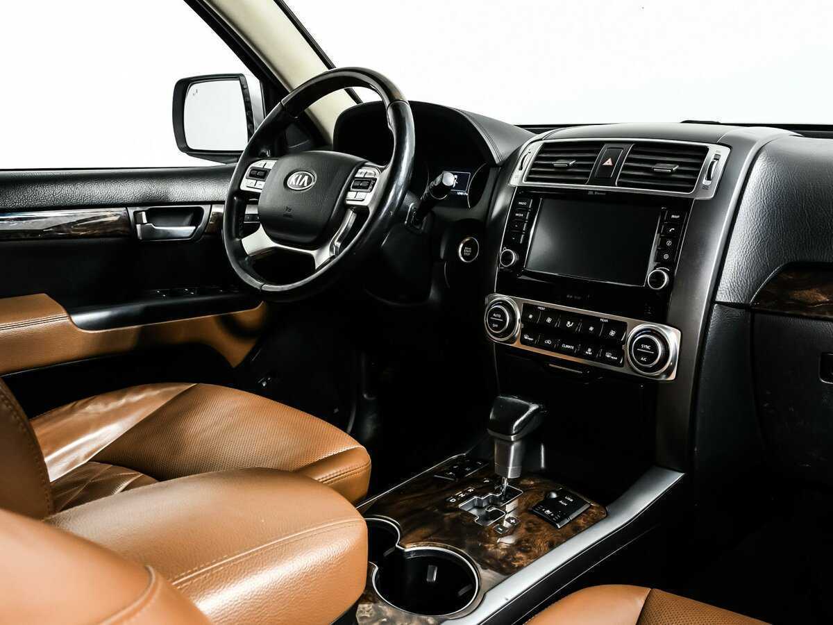 Kia Mohave с пробегом — 2017 год. Фото: #8