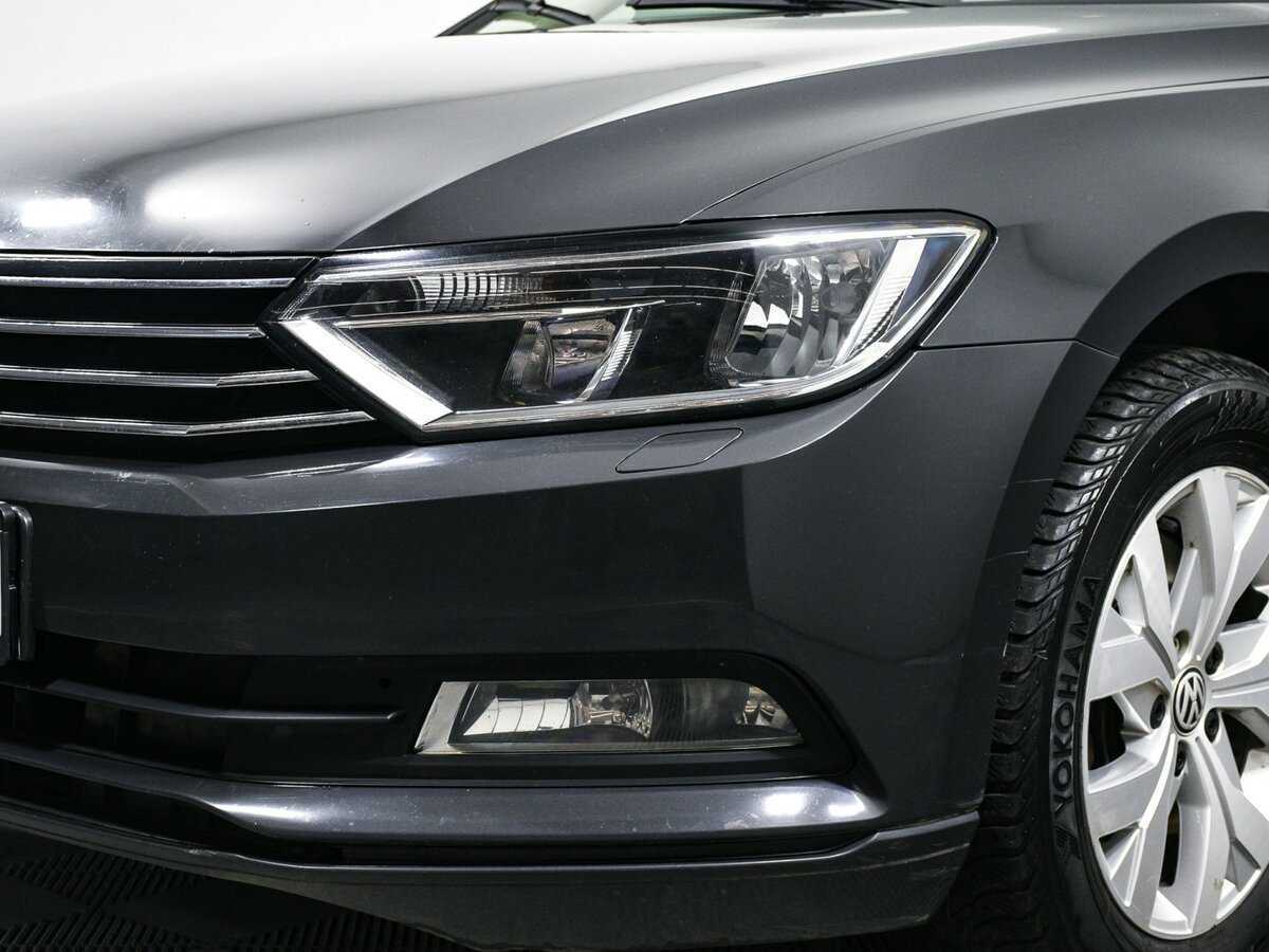 Volkswagen Passat с пробегом — 2017 год. Фото: #9