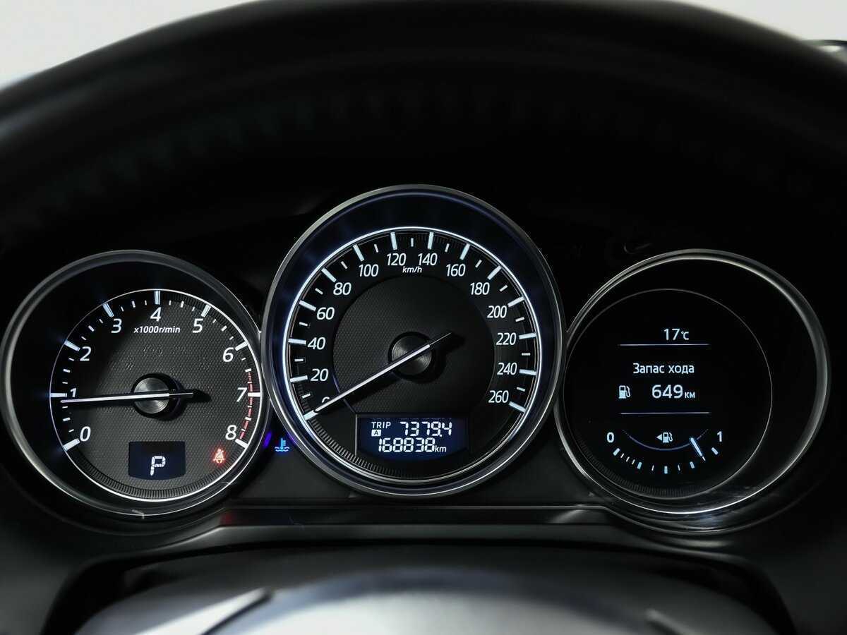 Mazda 6 с пробегом — 2015 год. Фото: #9