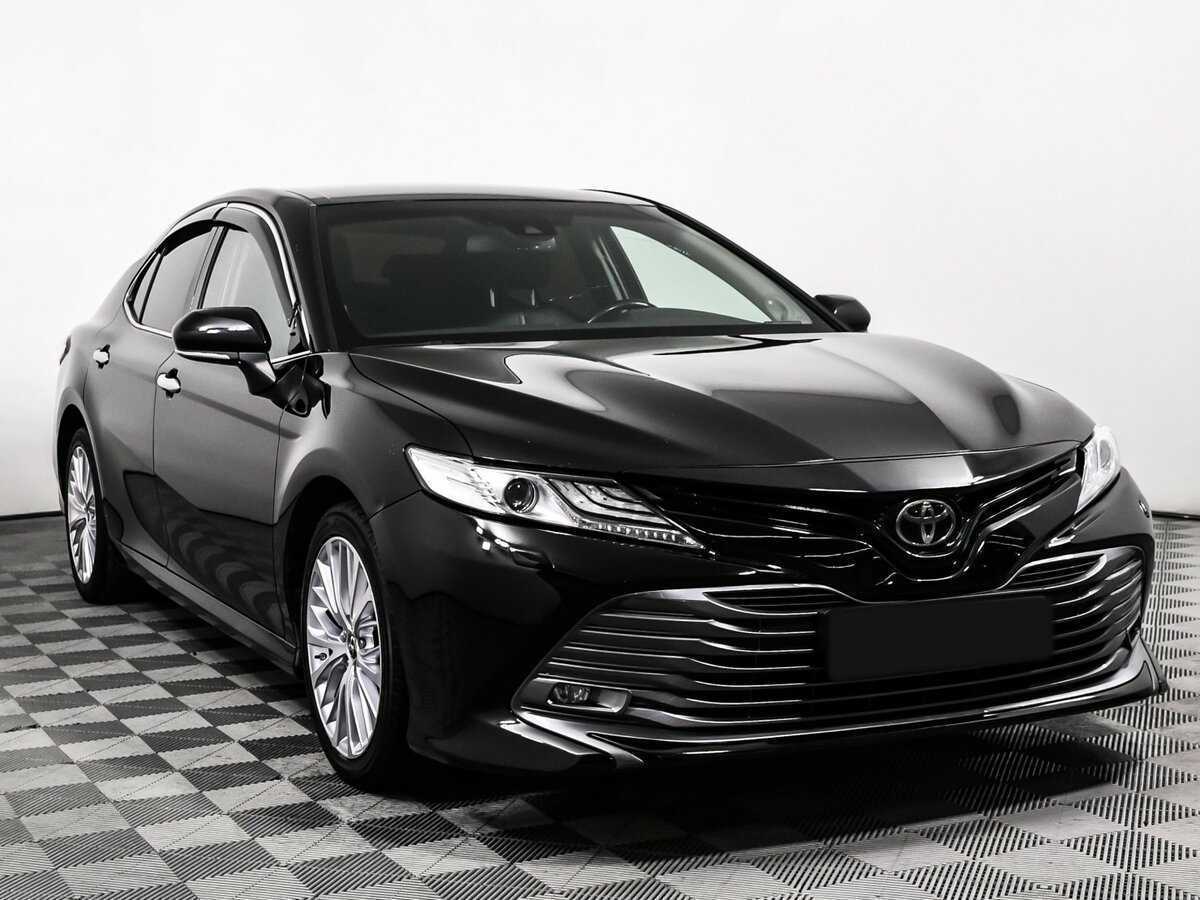 Toyota Camry с пробегом — 2019 год. Фото: #2