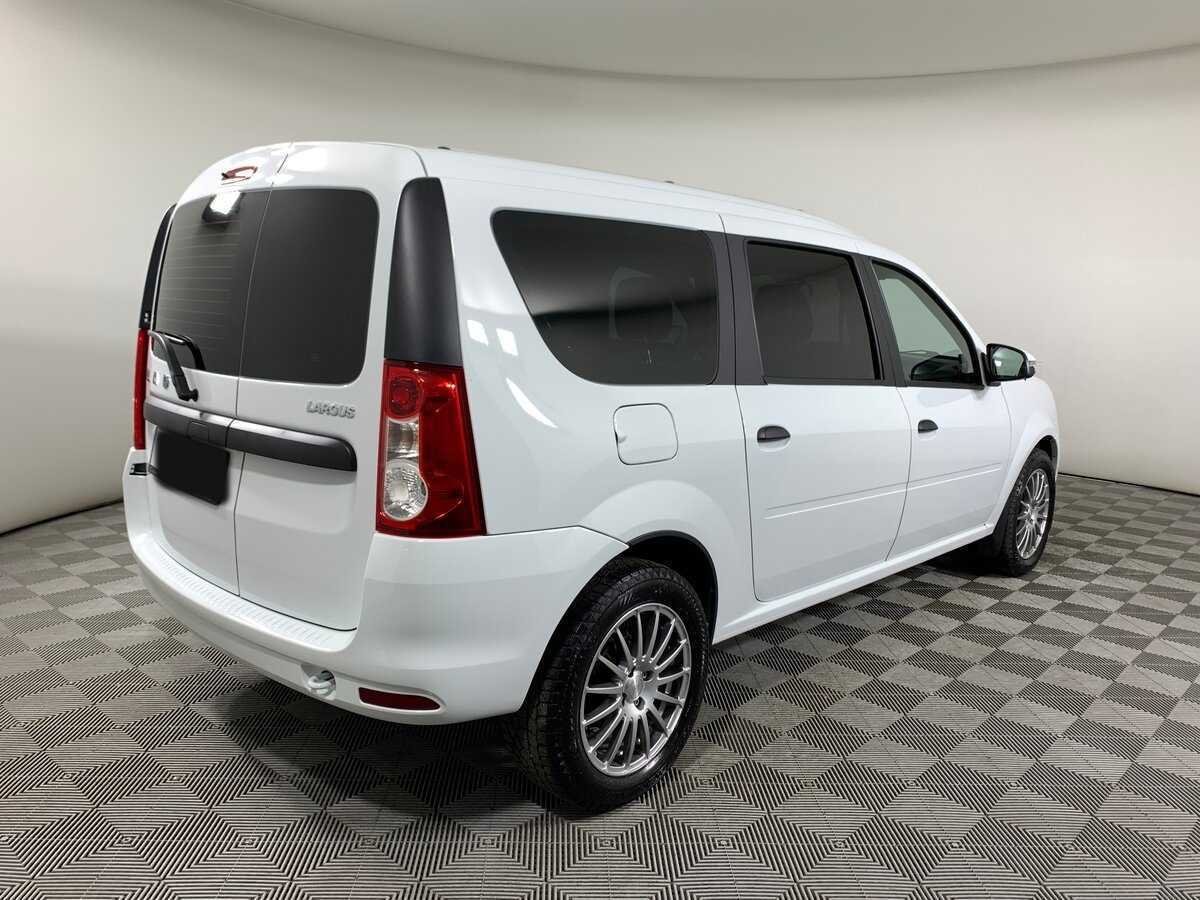 Lada (ВАЗ) Largus с пробегом — 2024 год. Фото: #4