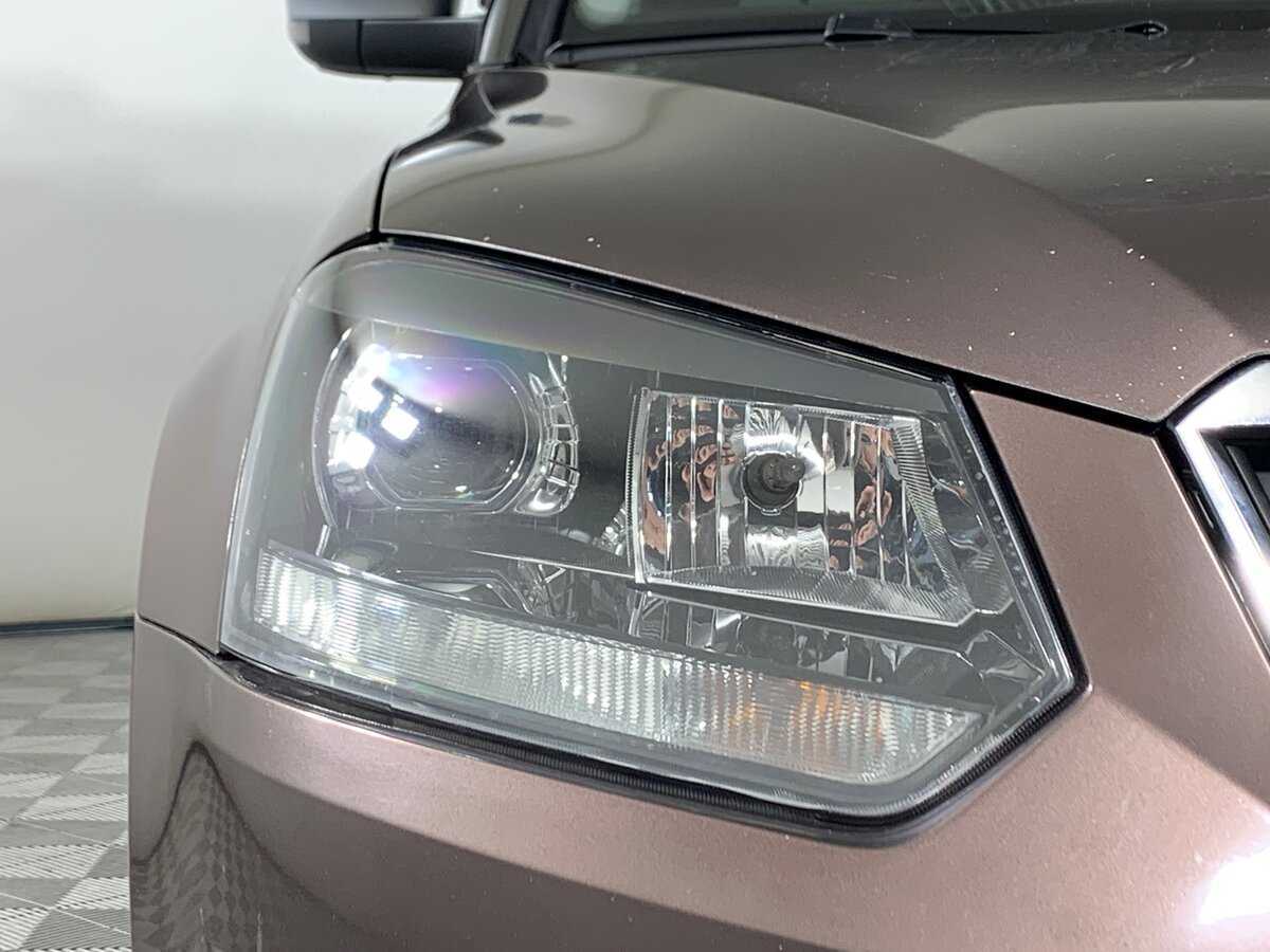 Skoda Yeti с пробегом — 2015 год. Фото: #9