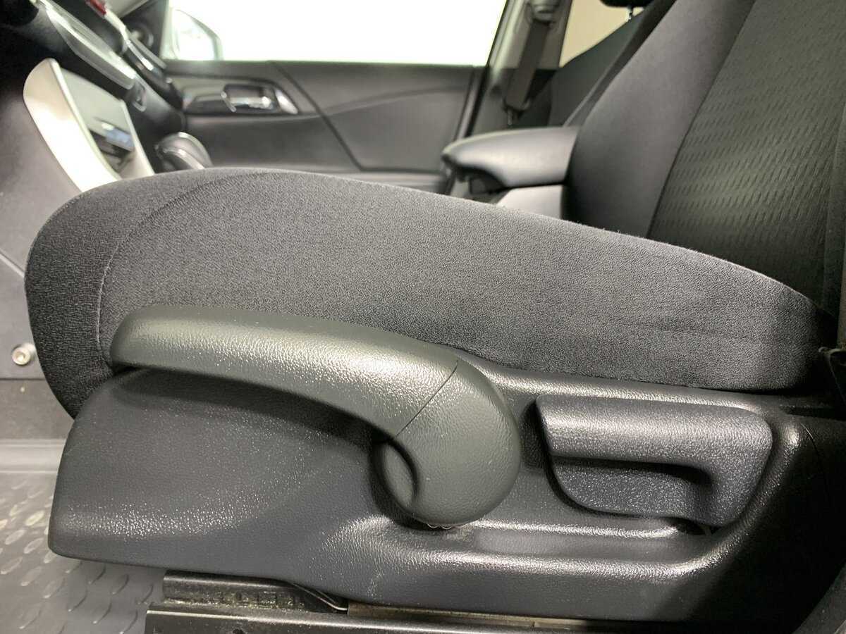 Honda Accord с пробегом — 2013 год. Фото: #14