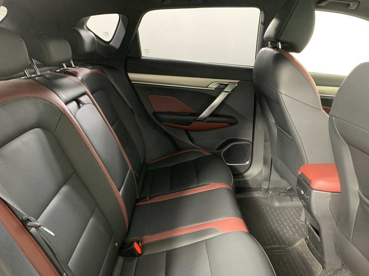 Geely Coolray с пробегом — 2022 год. Фото: #17