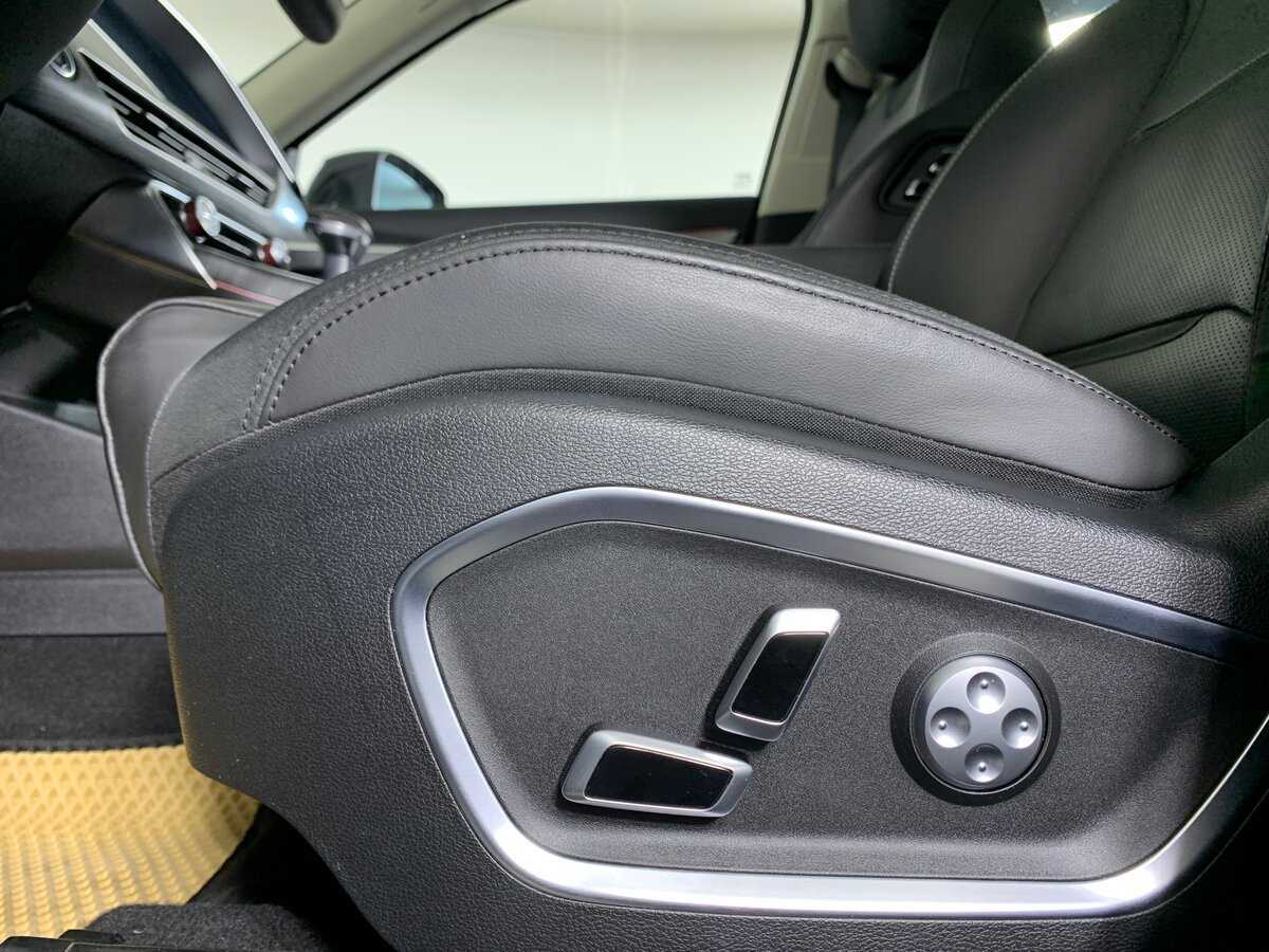 Geely Tugella с пробегом — 2021 год. Фото: #16