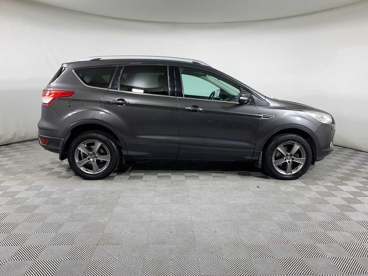 Ford Kuga с пробегом — 2016 год. Фото: #3