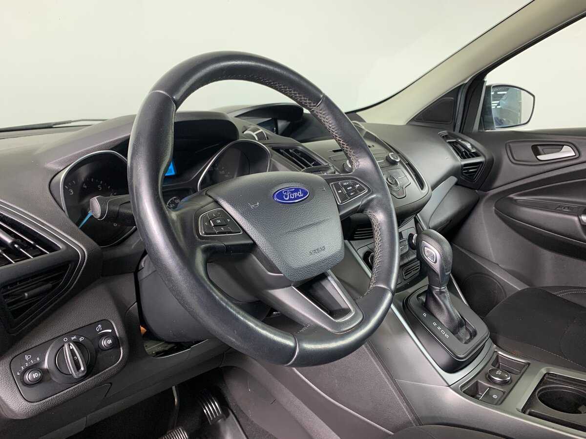 Ford Kuga с пробегом — 2019 год. Фото: #11