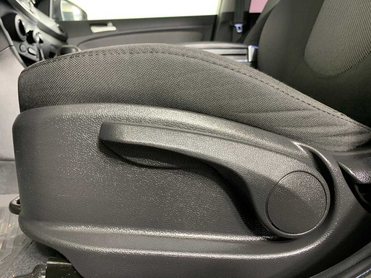 Hyundai Solaris с пробегом — 2013 год. Фото: #15