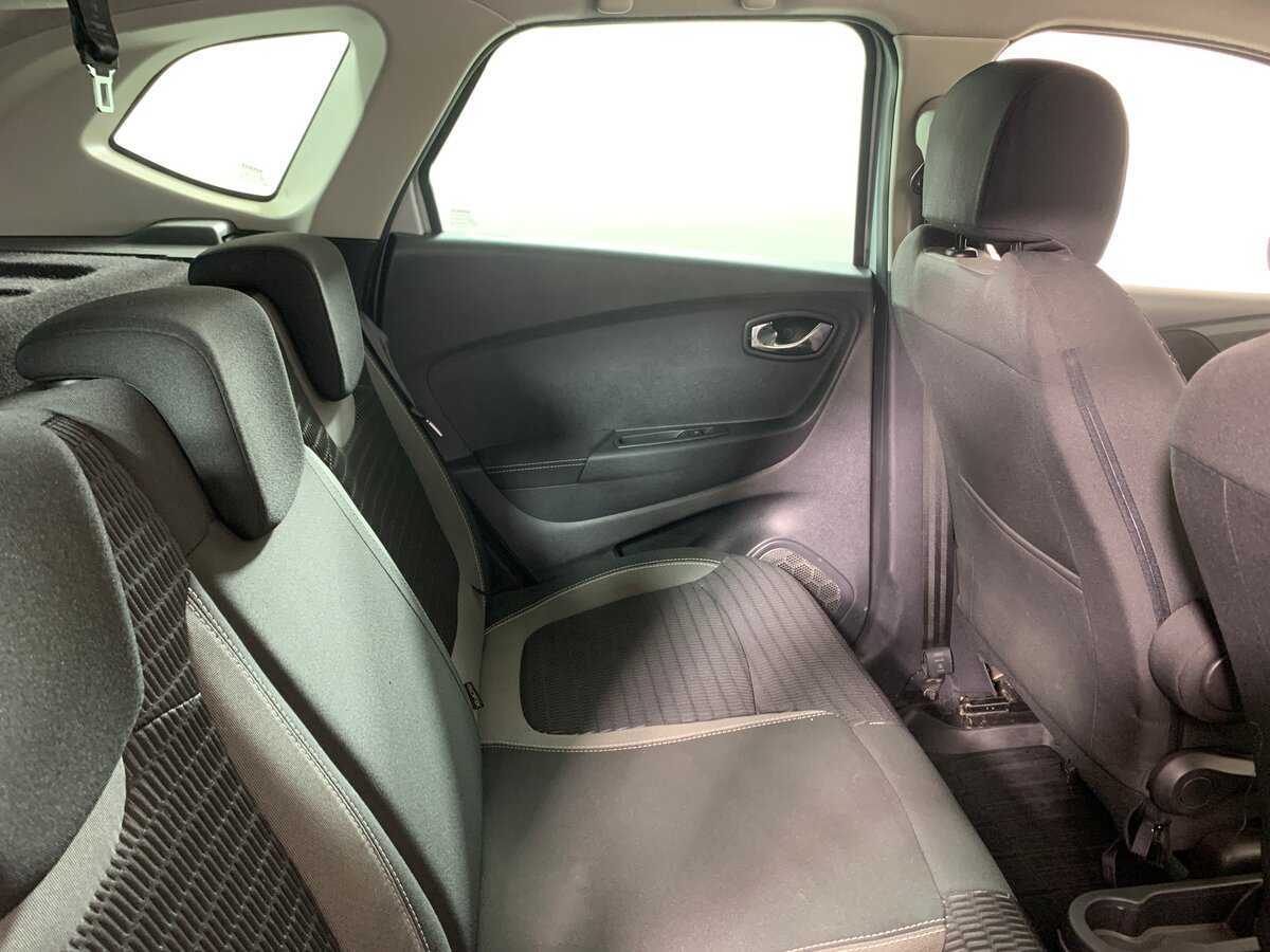 Renault Kaptur с пробегом — 2019 год. Фото: #17