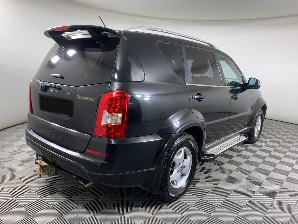 SsangYong Rexton с пробегом — 2012 год. Фото: #4
