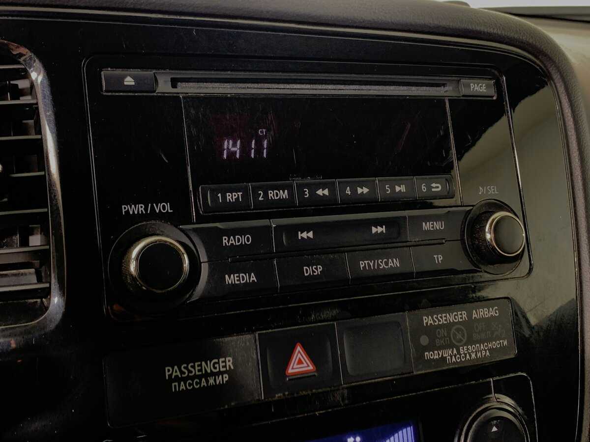 Mitsubishi Outlander с пробегом — 2017 год. Фото: #15