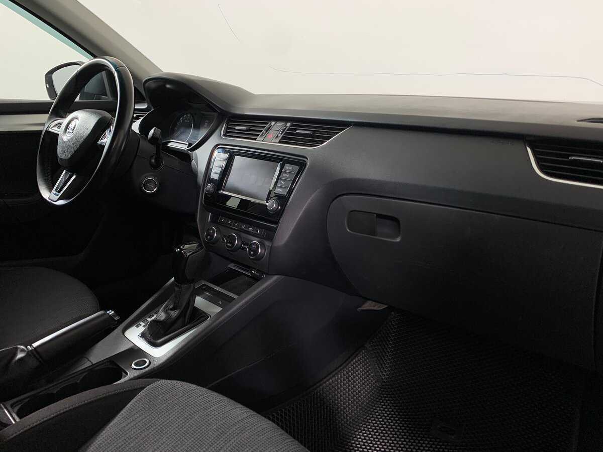 Skoda Octavia с пробегом — 2017 год. Фото: #13