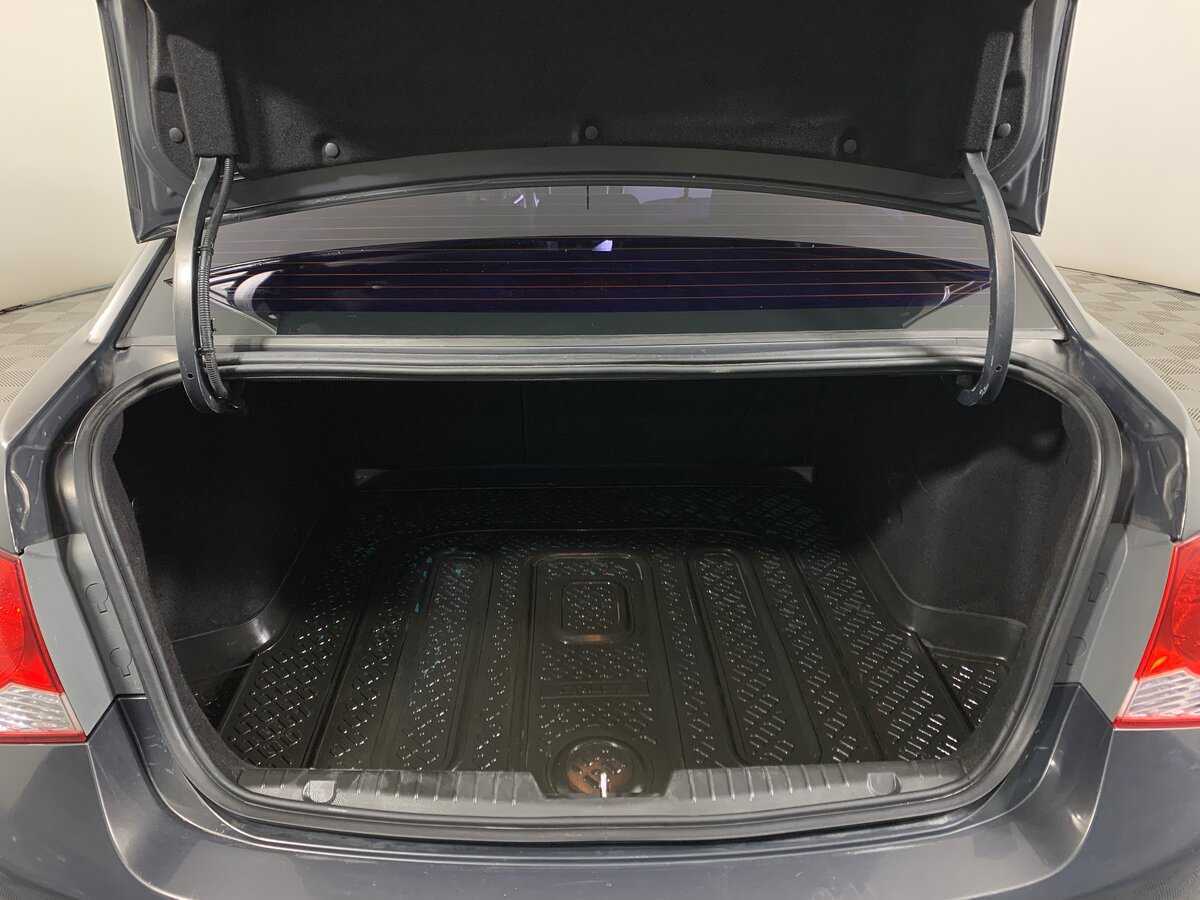 Chevrolet Cruze с пробегом — 2013 год. Фото: #17