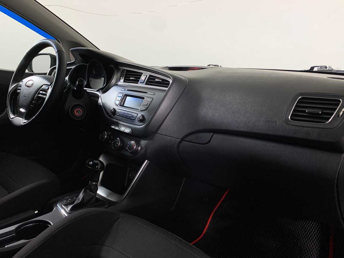 Kia Ceed с пробегом — 2016 год. Фото: #11