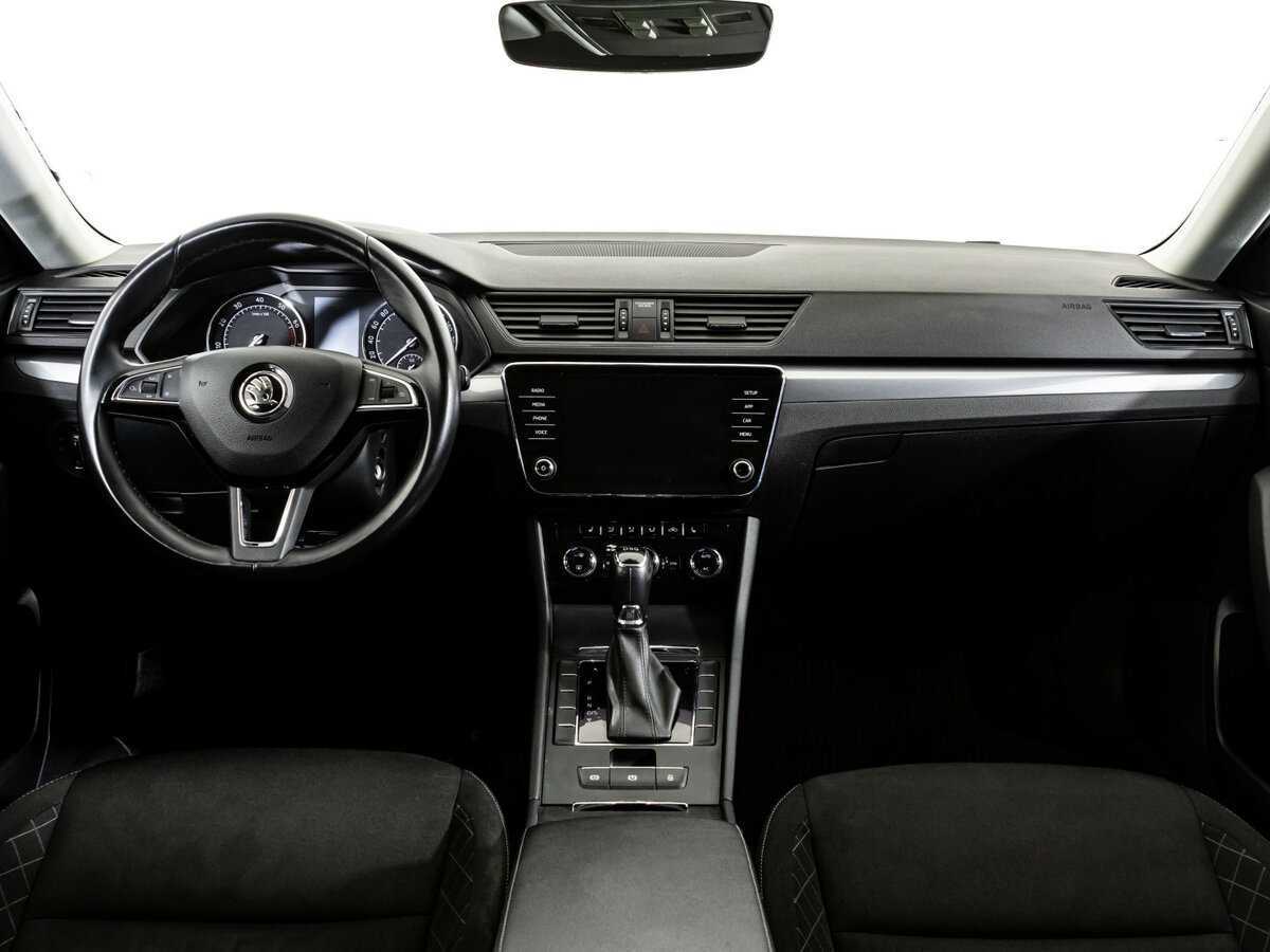 Skoda Superb с пробегом — 2018 год. Фото: #7