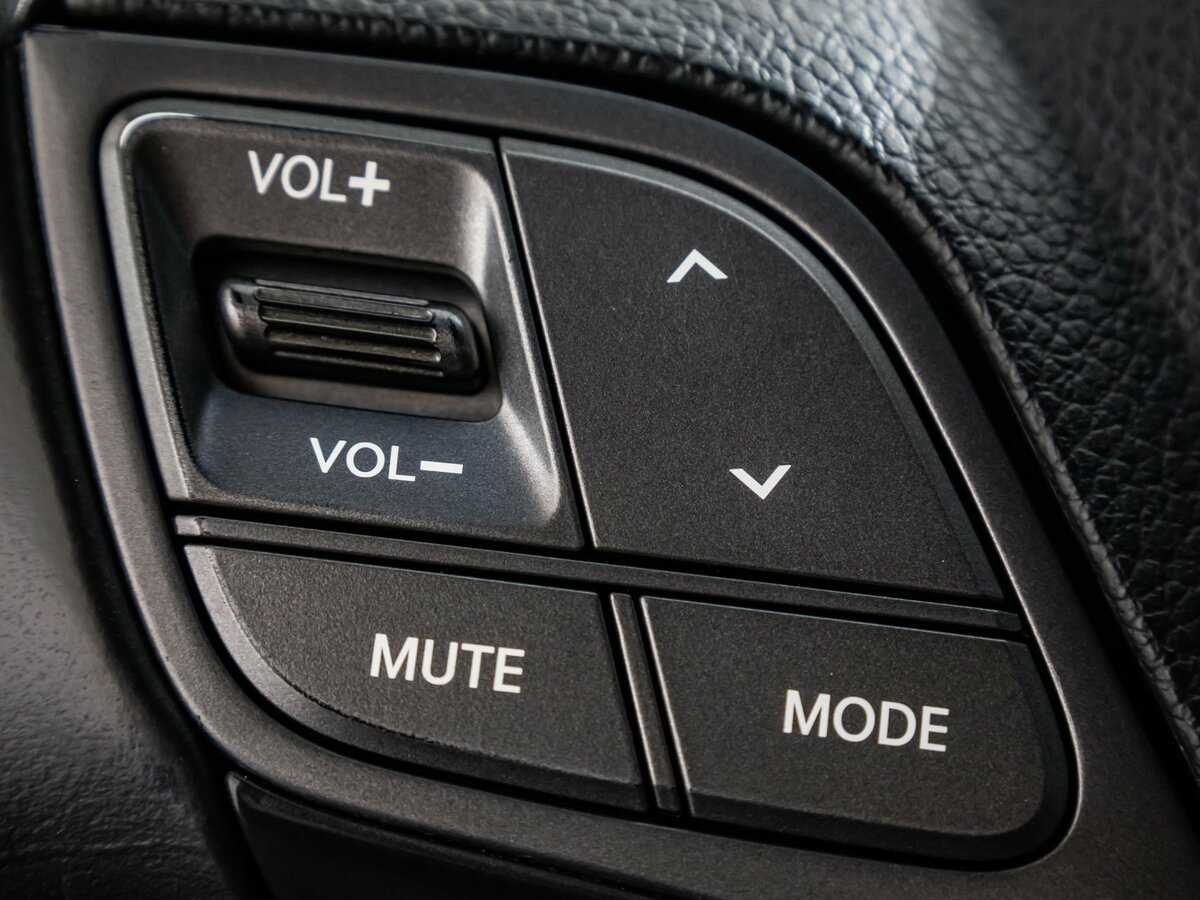 Hyundai Santa Fe с пробегом — 2013 год. Фото: #11