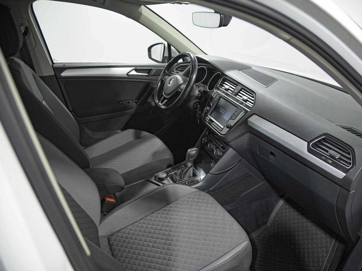 Volkswagen Tiguan с пробегом — 2017 год. Фото: #15