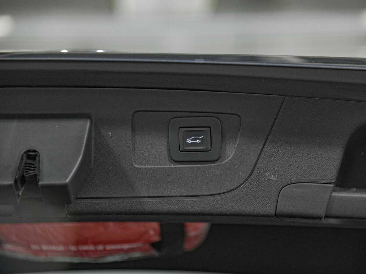 Opel Insignia с пробегом — 2018 год. Фото: #21