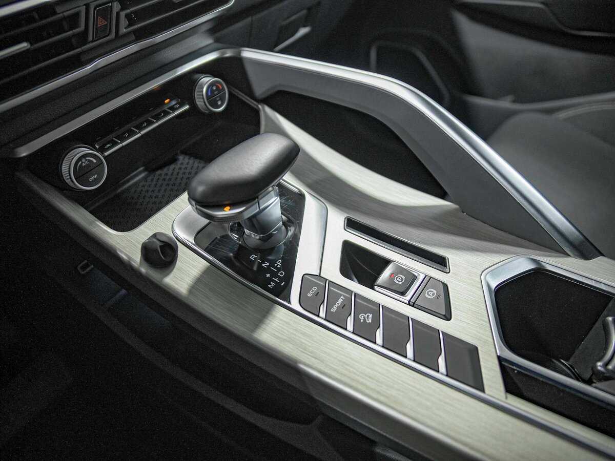 Geely Coolray с пробегом — 2023 год. Фото: #10