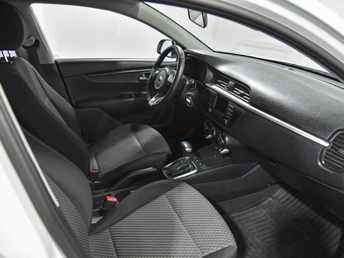 Kia Rio с пробегом — 2018 год. Фото: #14