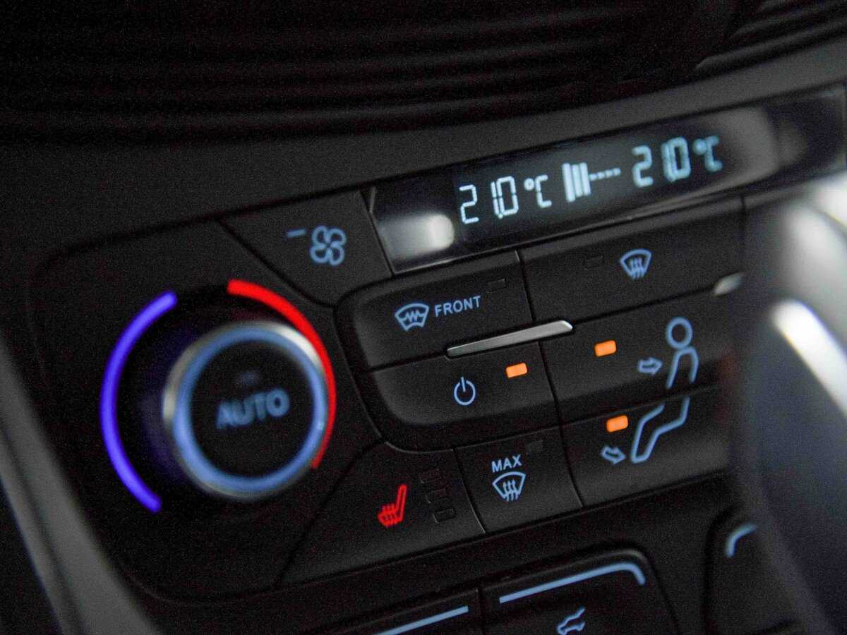 Ford Kuga с пробегом — 2018 год. Фото: #10