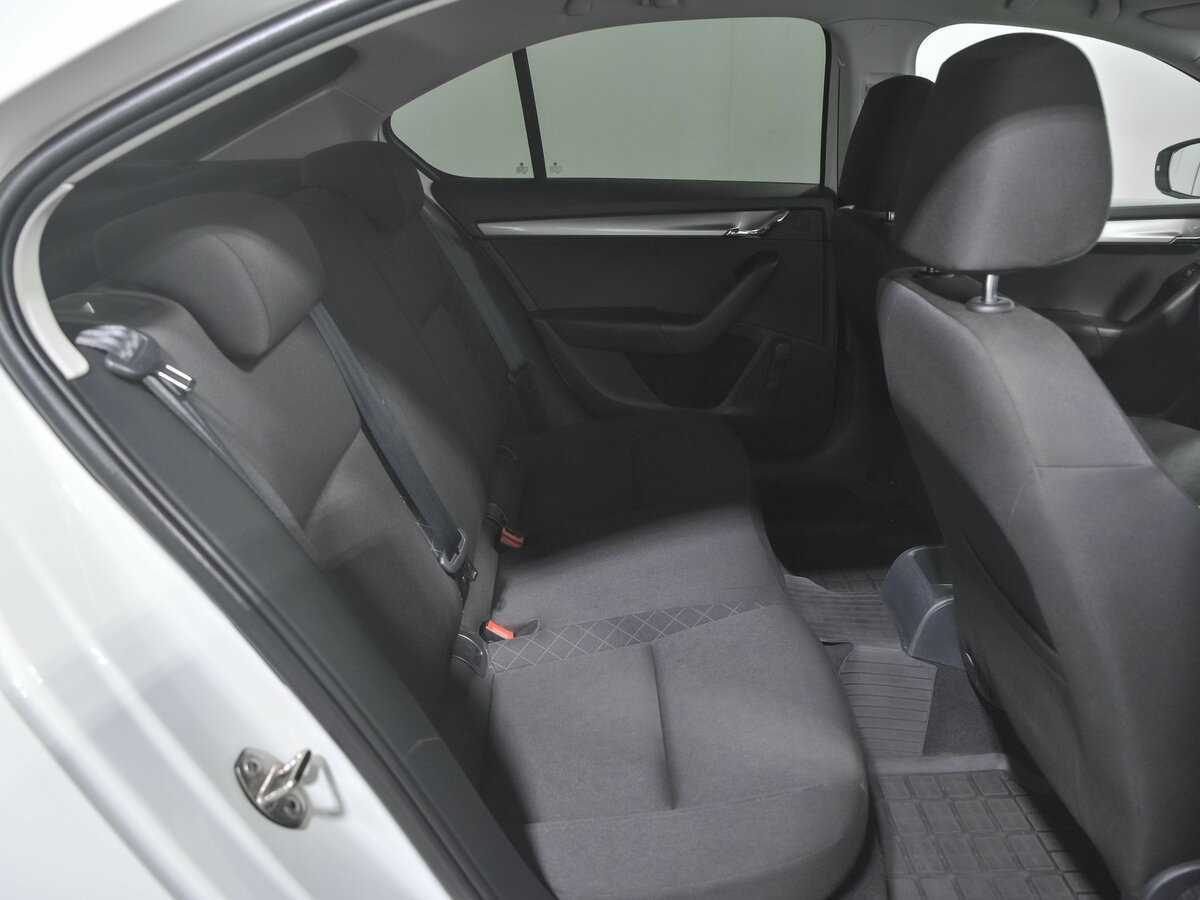 Skoda Octavia с пробегом — 2018 год. Фото: #10