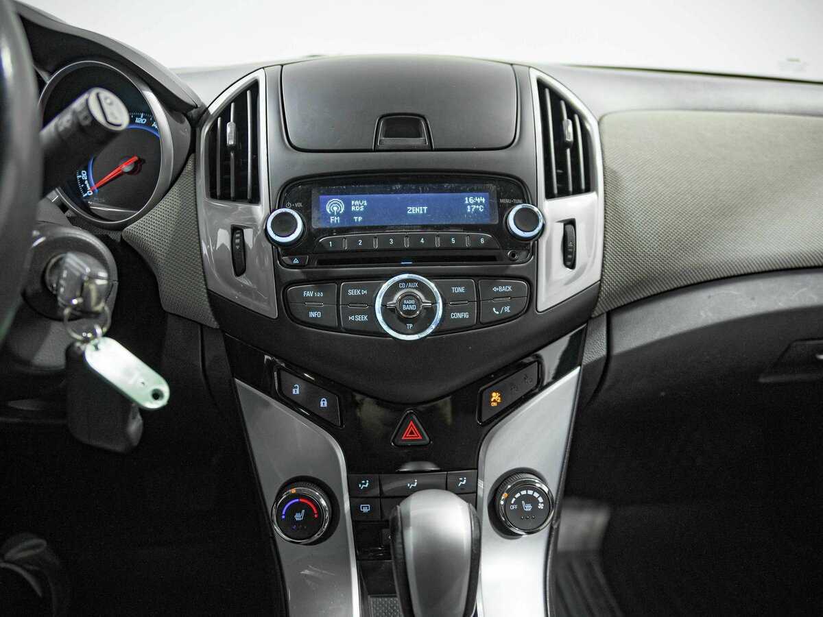 Chevrolet Cruze с пробегом — 2013 год. Фото: #8