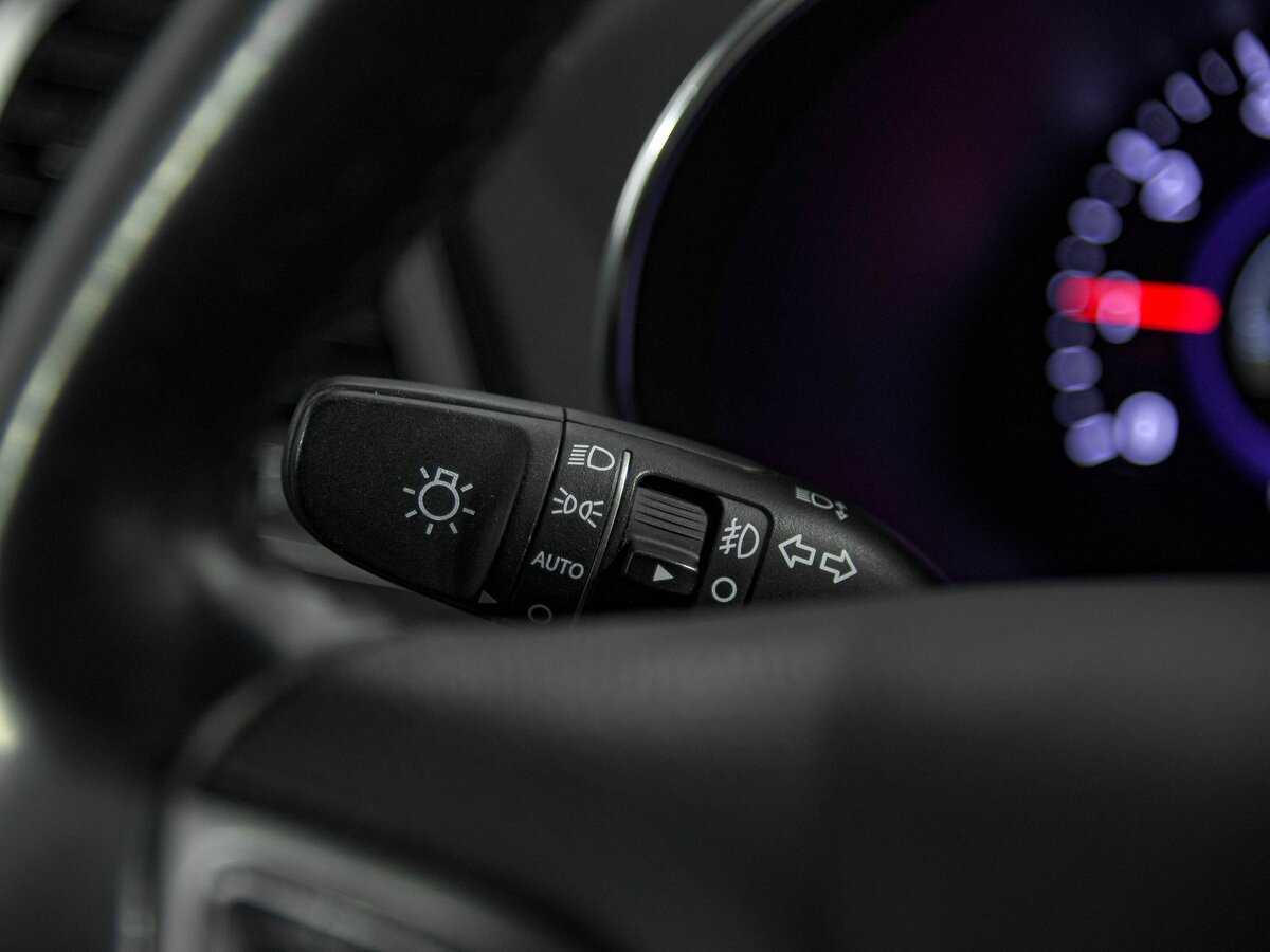 Hyundai Santa Fe с пробегом — 2012 год. Фото: #6