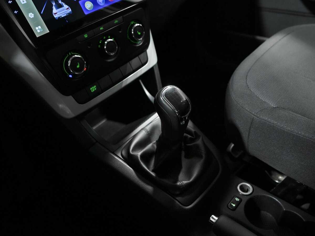 Skoda Yeti с пробегом — 2012 год. Фото: #12