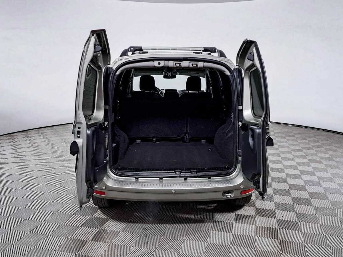 Lada (ВАЗ) Largus с пробегом — 2022 год. Фото: #7