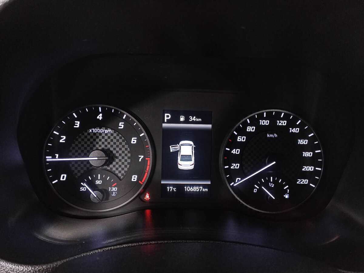 Hyundai Solaris с пробегом — 2021 год. Фото: #12