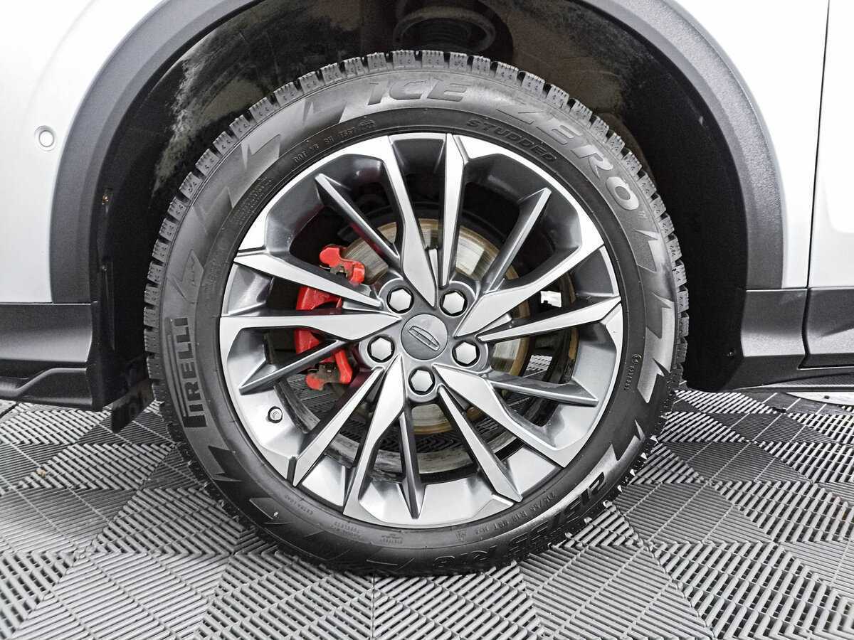 Geely Coolray с пробегом — 2022 год. Фото: #14