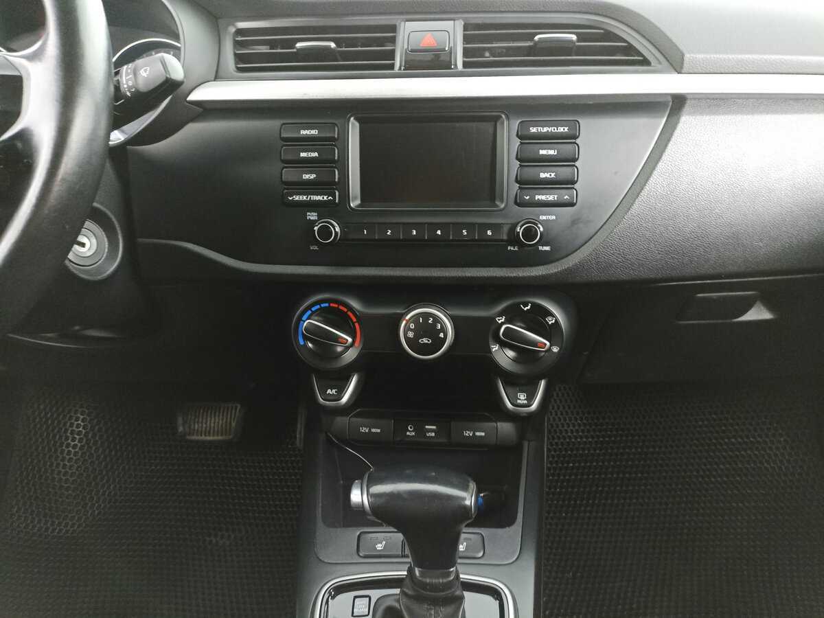 Kia Rio с пробегом — 2017 год. Фото: #14