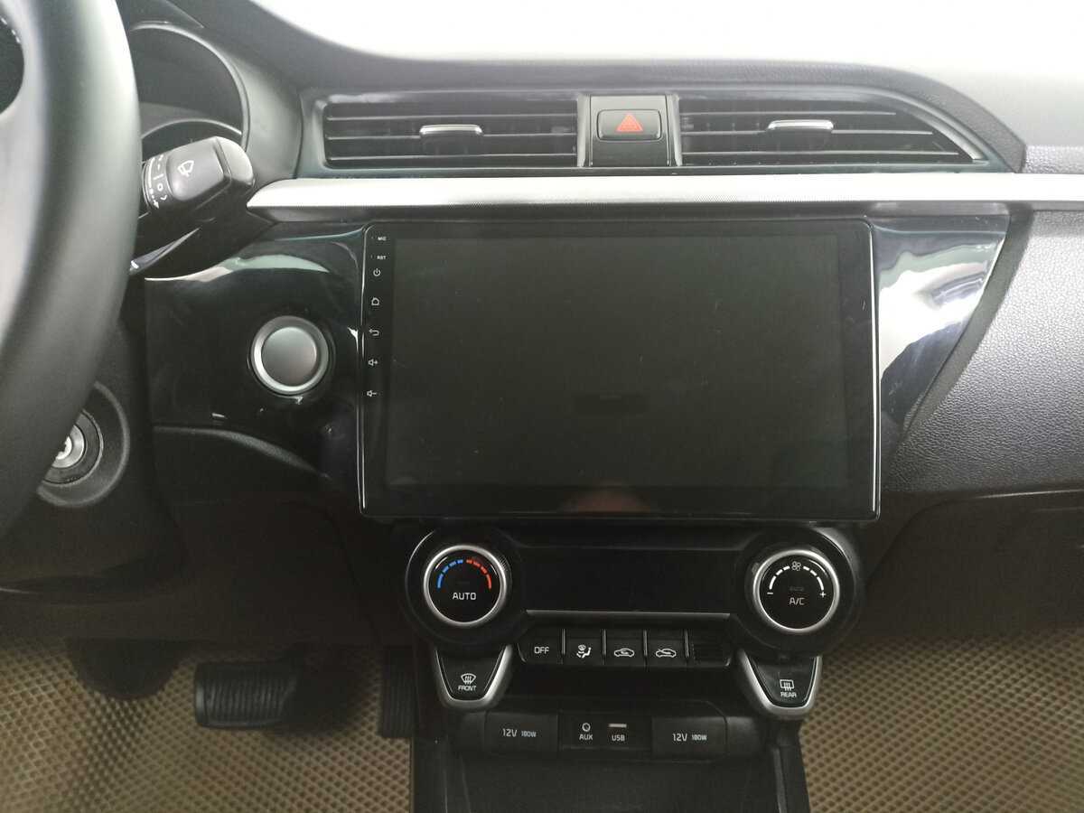 Kia Rio с пробегом — 2017 год. Фото: #14