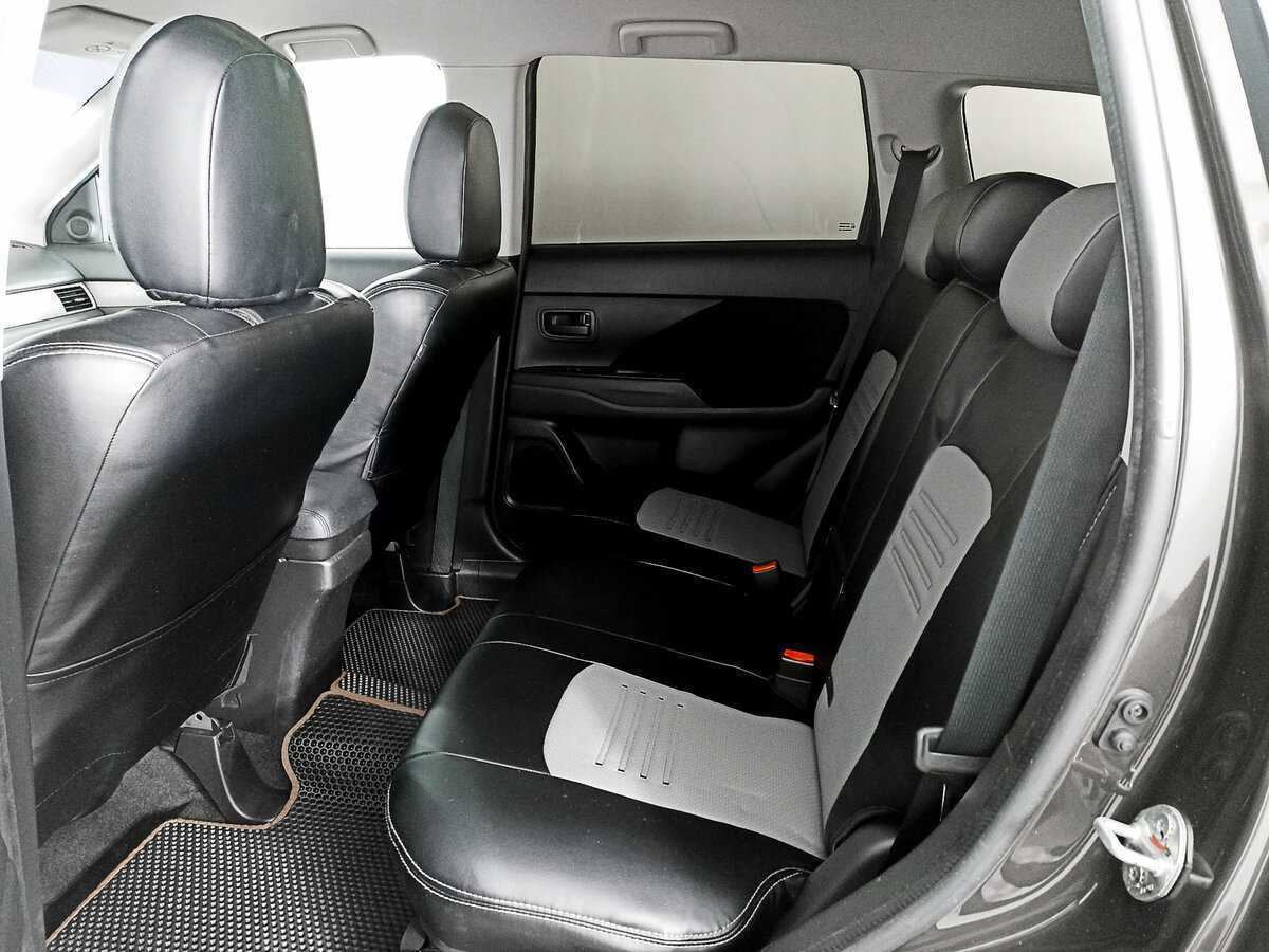 Mitsubishi Outlander с пробегом — 2018 год. Фото: #10