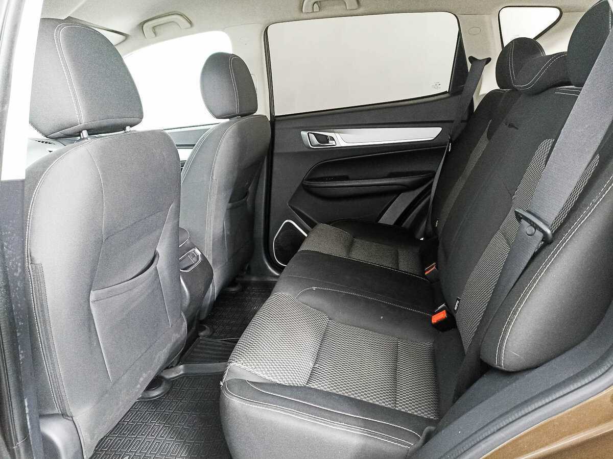 Geely Emgrand X7 с пробегом — 2020 год. Фото: #9