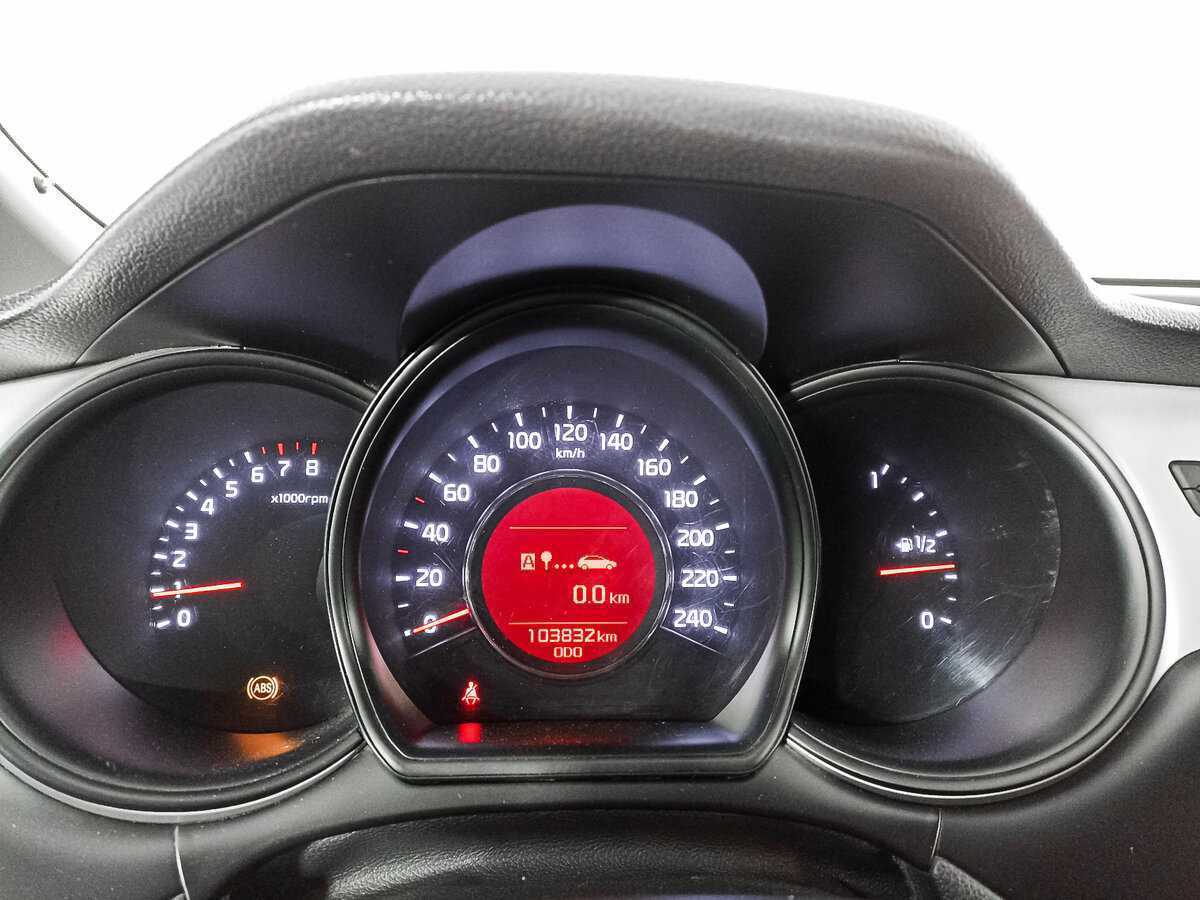 Kia Ceed с пробегом — 2015 год. Фото: #12