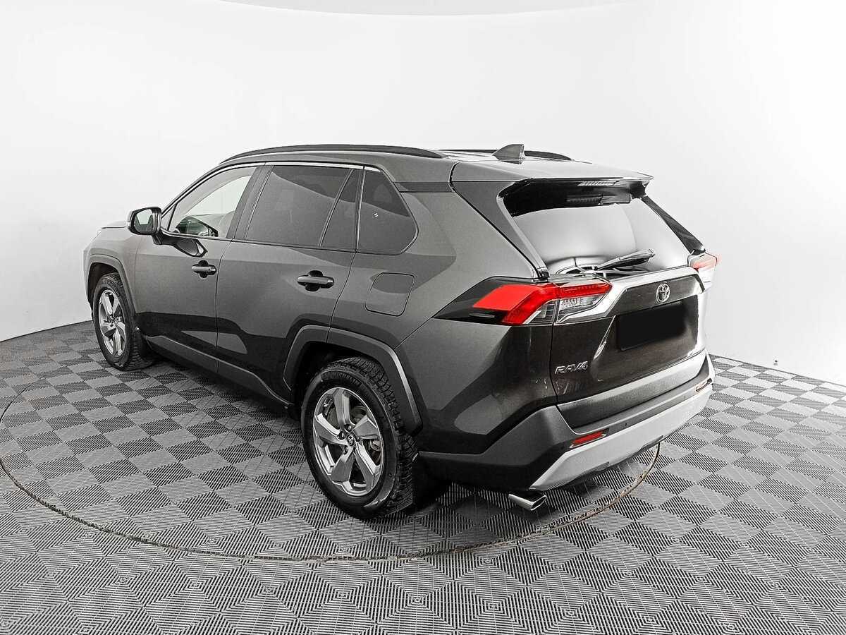 Toyota RAV4 с пробегом — 2019 год. Фото: #5