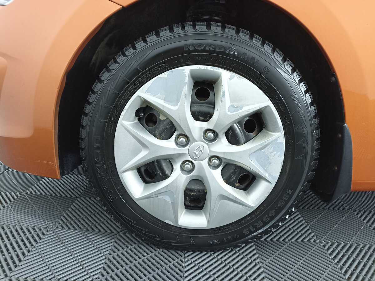 Hyundai Solaris с пробегом — 2016 год. Фото: #14