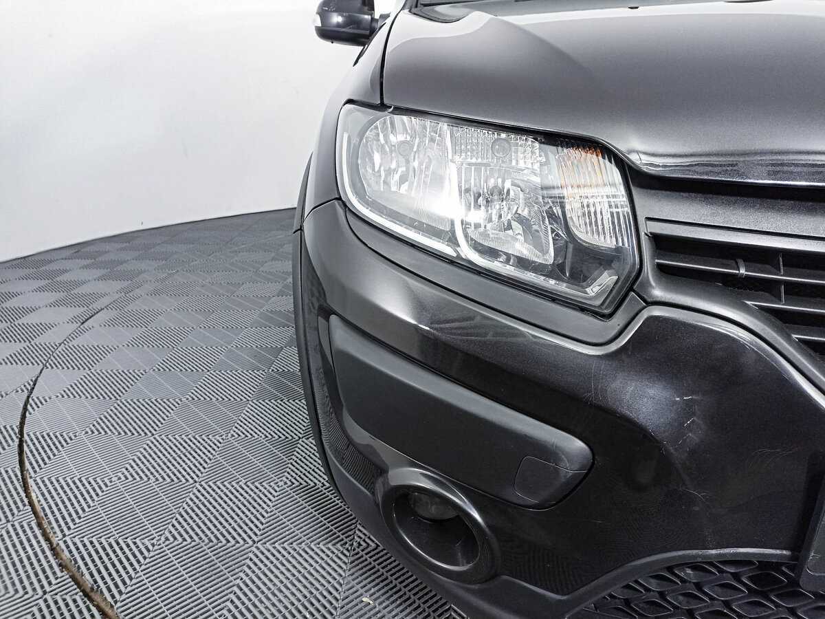 Renault Sandero с пробегом — 2016 год. Фото: #13