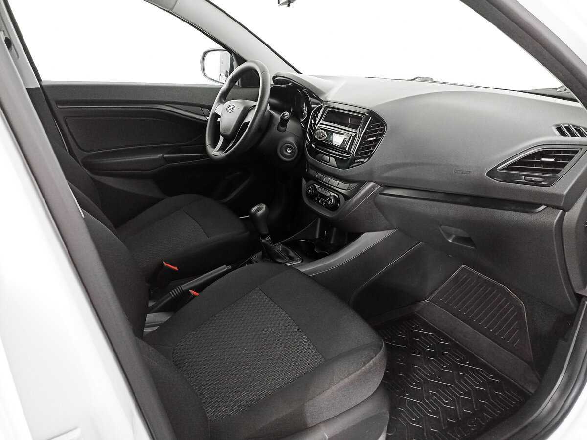 Lada (ВАЗ) Vesta с пробегом — 2019 год. Фото: #10