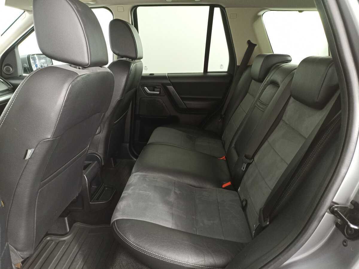 Land Rover Freelander с пробегом — 2012 год. Фото: #11