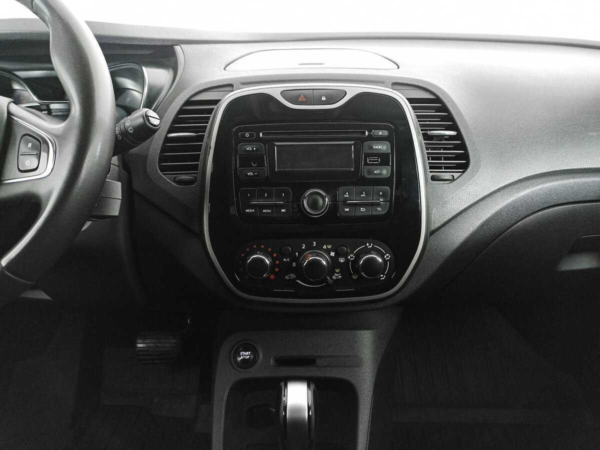 Renault Kaptur с пробегом — 2017 год. Фото: #11